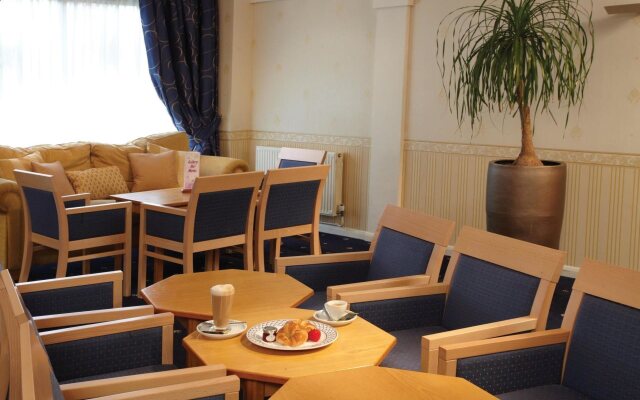 Tiverton Hotel Lounge & Venue