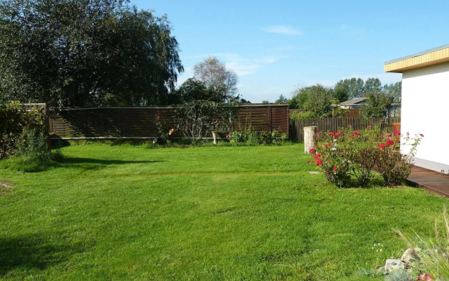 Modern Eingerichtetes Ferienhaus in Strandnahe