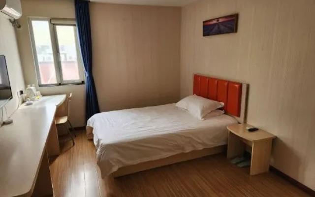 Grand Hyatt Hotel (Weihai High Speed Railway North Station)