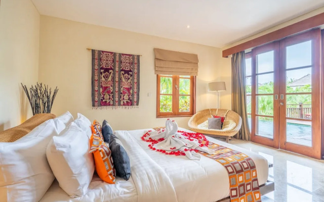 Cliffront Tropical Villa Cantik