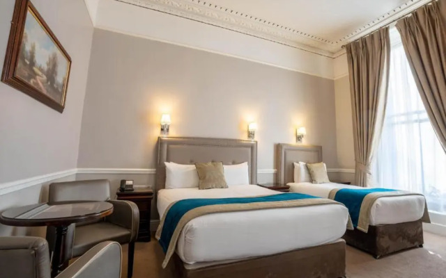 Harcourt Hotel