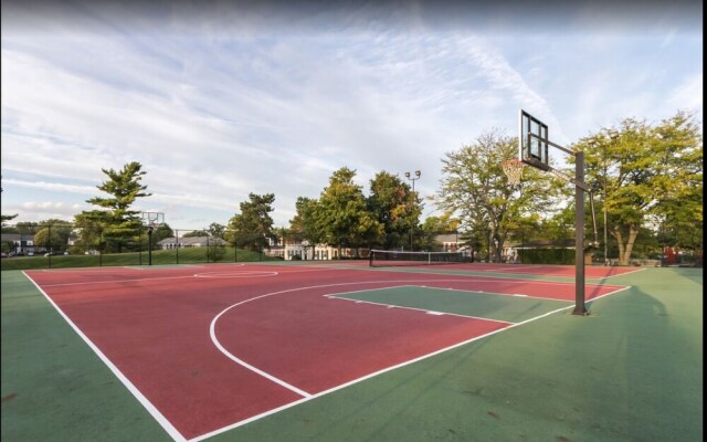 SoBe Northwest Apartments