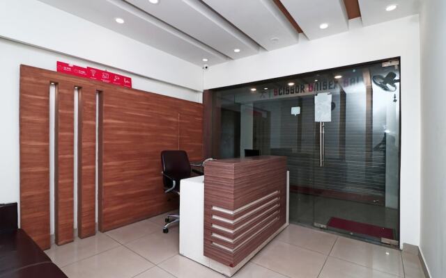 Hotel City Square by OYO Rooms