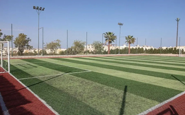 Remarkable 2-bed Apartment in Makadi Heights