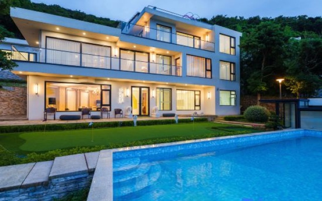 June Bay. sea and sunr i se Golf Pool Seaview Villa (Zhujiajian Nansha Store) – Pool – Zhoushan