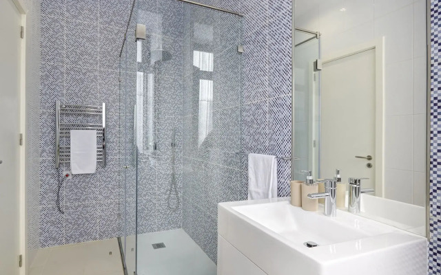 Porto Downtown Lovers Suites Bombarda 451