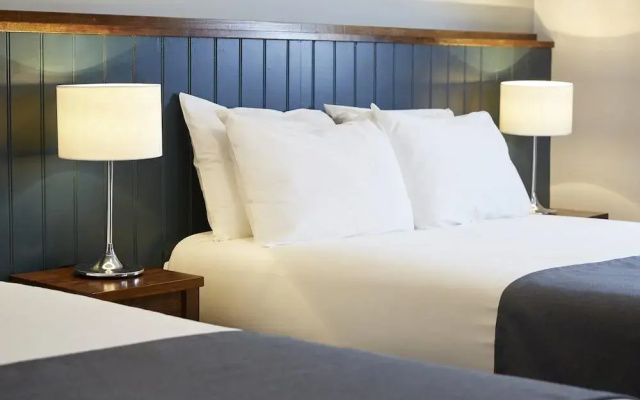 Cocked Hat Hotel