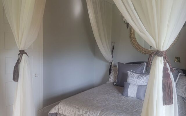 The Queen of the Catskills B&B