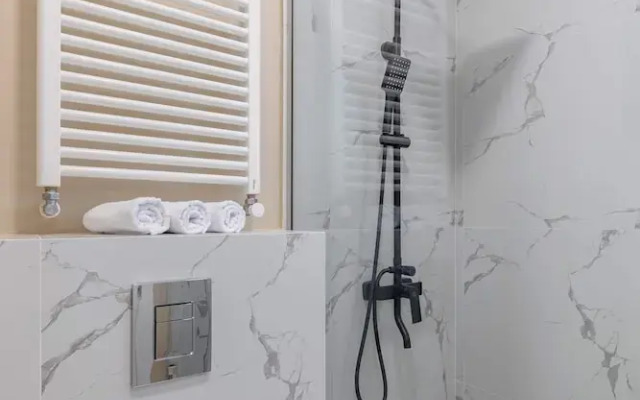 Modern 1BR in Piata Romana