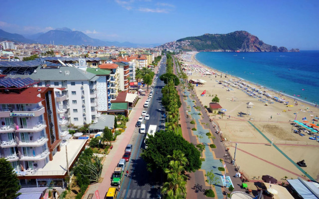 Kleopatra Melissa Hotel