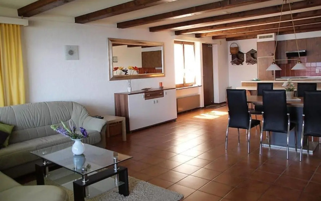 Brissago: Casa Collinetta H