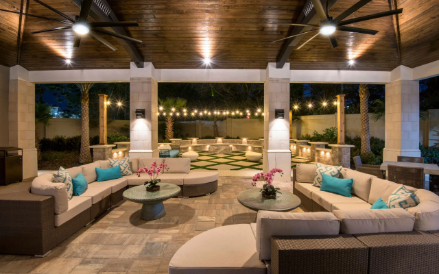 Luxury Home - ALL the Extras - Sleeps 39