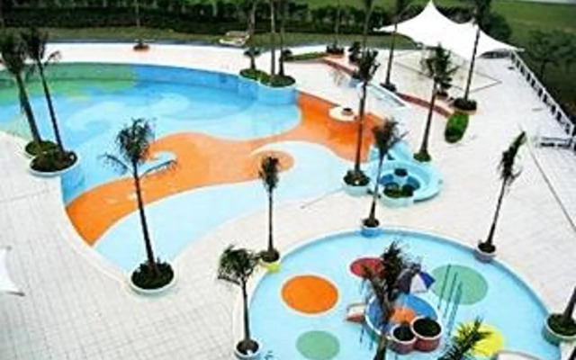 5 Star Wharton International Hotel