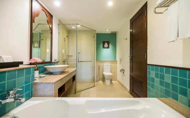 Ravindra Beach Resort And Spa