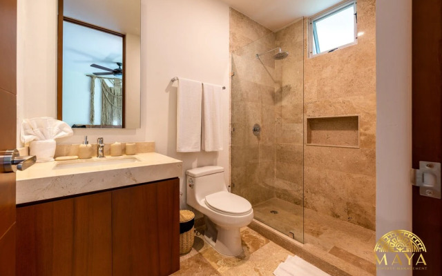 Tropical Apartment Close To The Beach