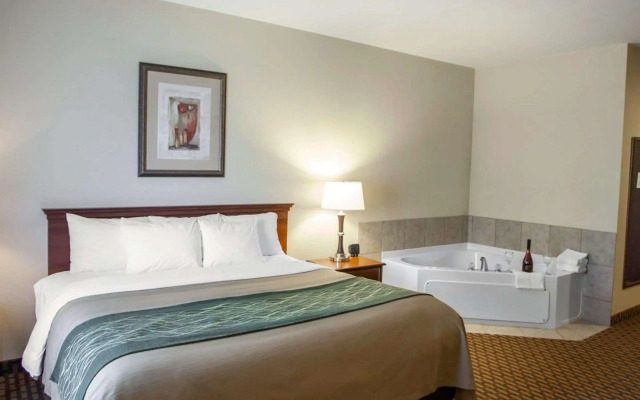 Comfort Inn & Suites Harrisonville