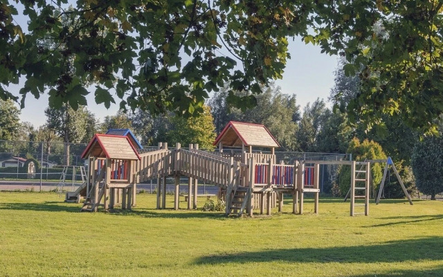 Safaritent at Recreatiepark Scherpenhof