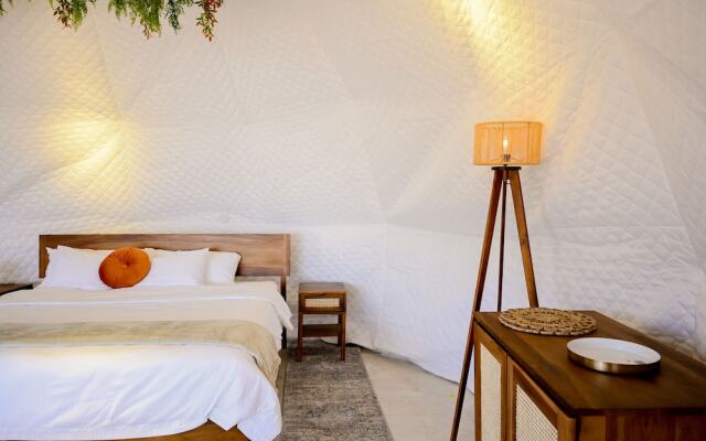 ALMA Glamping