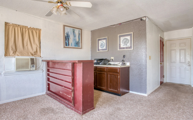 OYO Hotel Breckenridge TX Hubbard Creek Lake