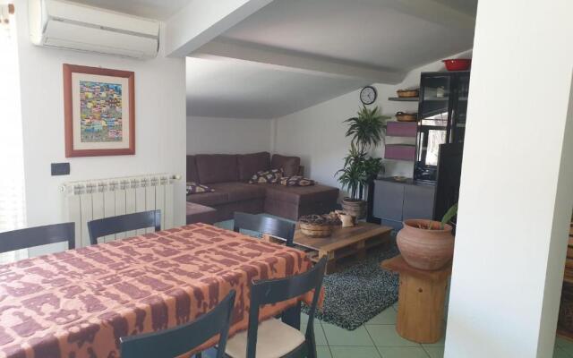 Bright and panoramic apartment in Aci center
