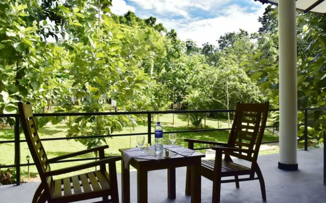 Safari Queens Resort