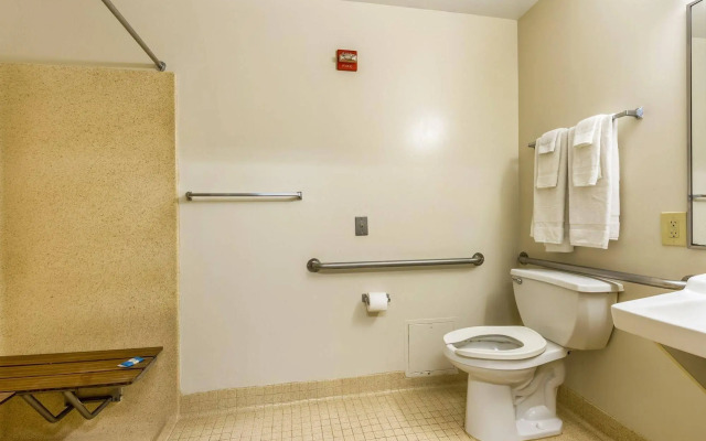 Studio 51 Extended Stay Hotel