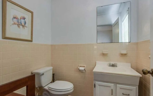 Ocean Boulevard 511 by RedAwning