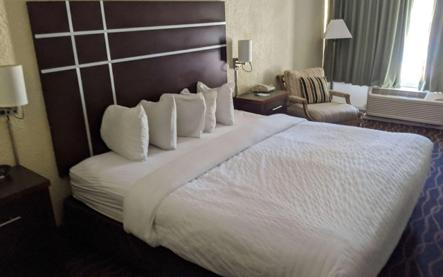 Days Inn by Wyndham Stuart