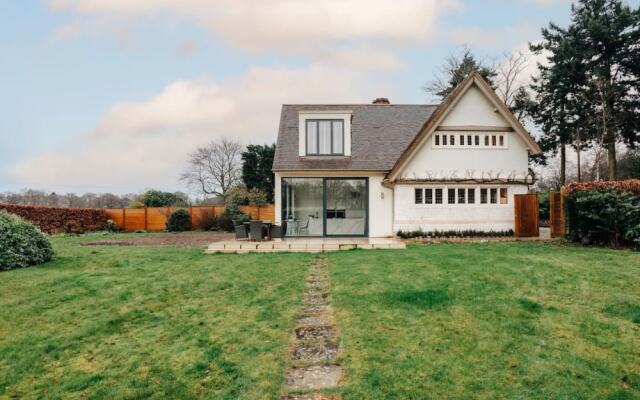 Wisteria House in Buckinghamshire