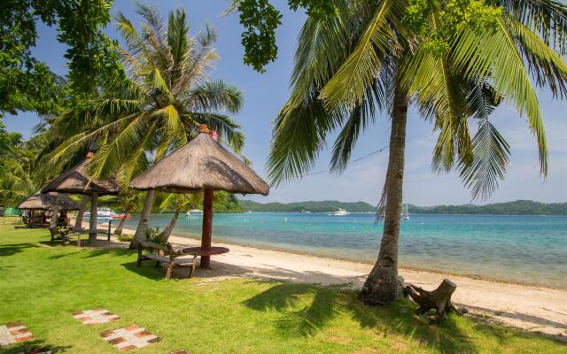 El Galleon Beach Resort Asia Divers