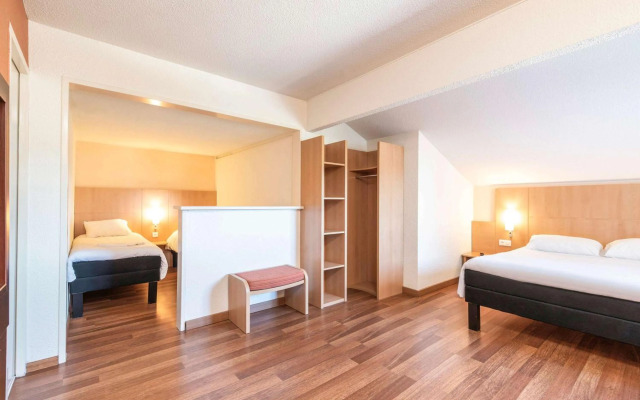 ibis Issoire