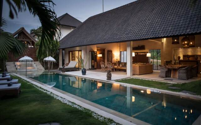 Beautiful Villa With Private Pool, Bali Villa 2073