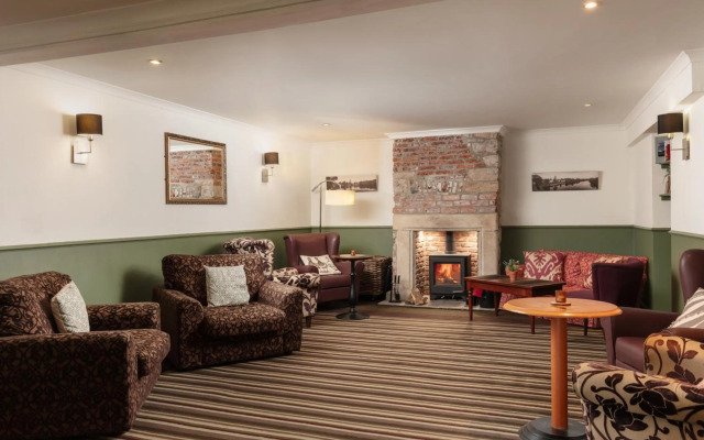 The George Hotel