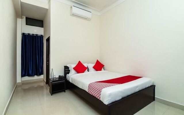 OYO Flagship 25071 Opp Amulya Hospital