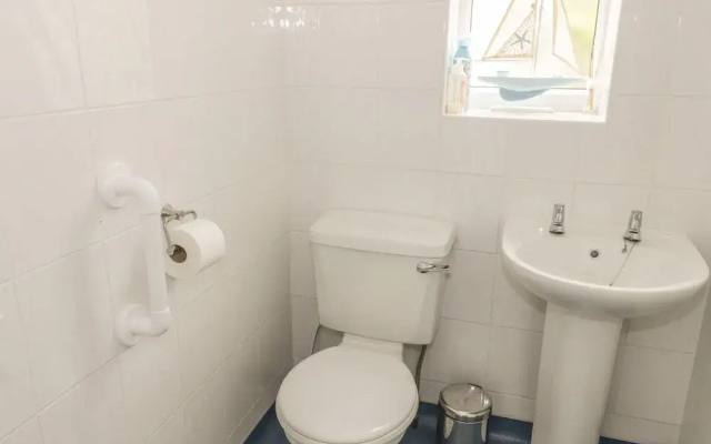 Ty Mair Holiday Cottage