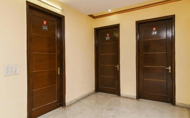 Golden Park By OYO Rooms