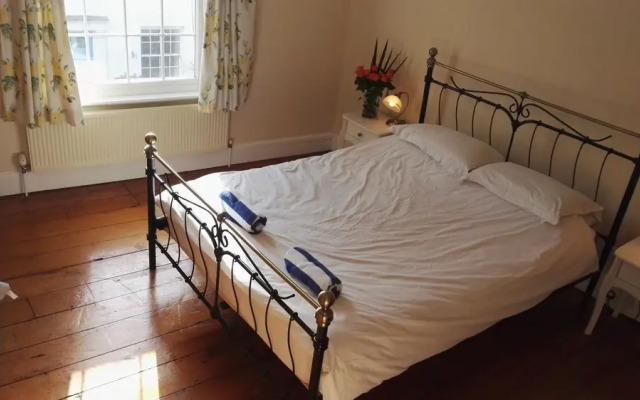 Charming 3-bed House Exmouth Town Centre, Devon