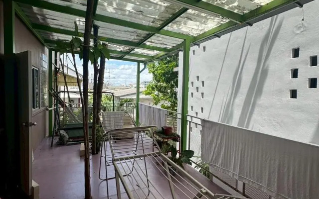 Sukhum Mega Bangna Guest House