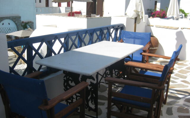 Antonina Hotel Apartments