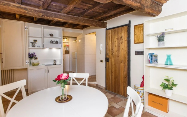 Rental in Rome Falegnami