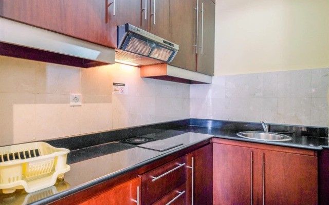 Simply And Comfort Living Studio At Roosseno Plaza Apartment