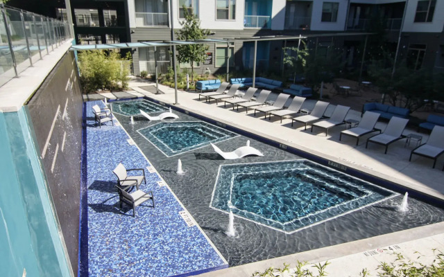 Luxury East Austin Flat