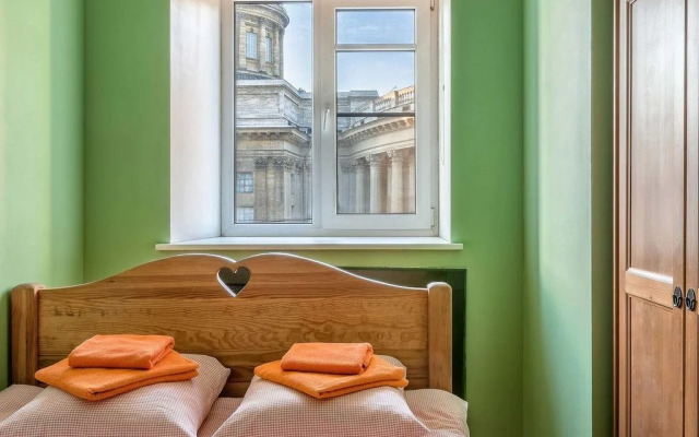 Друзья на Грибоедова