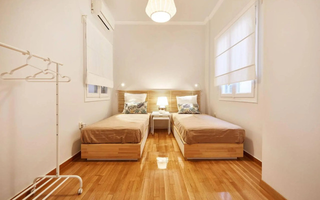 Chloe Boutique Apartments Metropolis