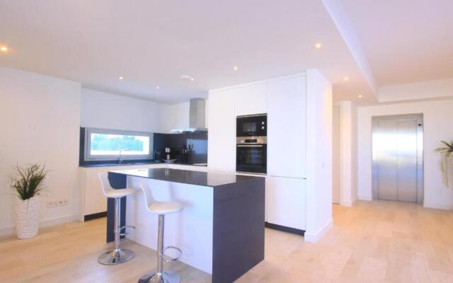 2288 new modern penthouse with privat pool