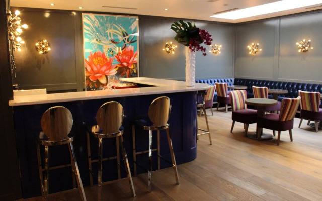 Luxe Hotel Rodeo Drive