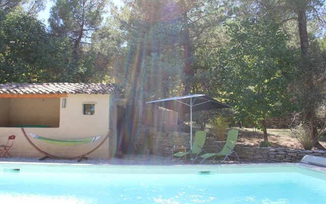 Cozy Holiday Home in Faucon With Swimming Pool