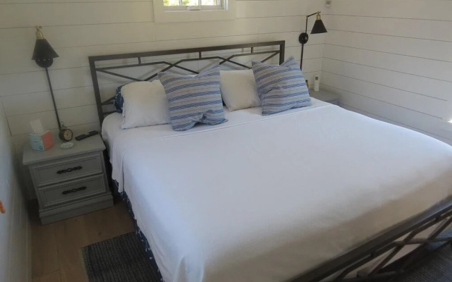 100 Beach Plum Road - Two Bedroom House