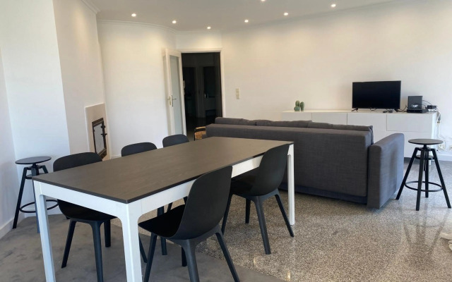 Beach Front with Rooftop