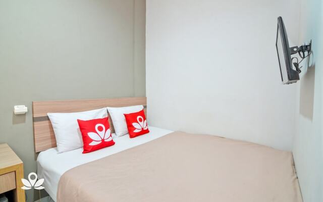 ZEN Rooms Karet Pedurenan